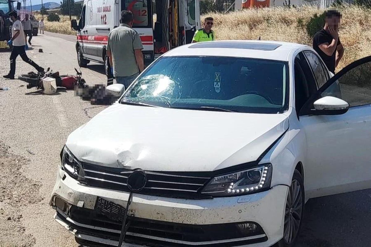 Amasya'da otomobille çarpışan motosikletli hayatını kaybetti