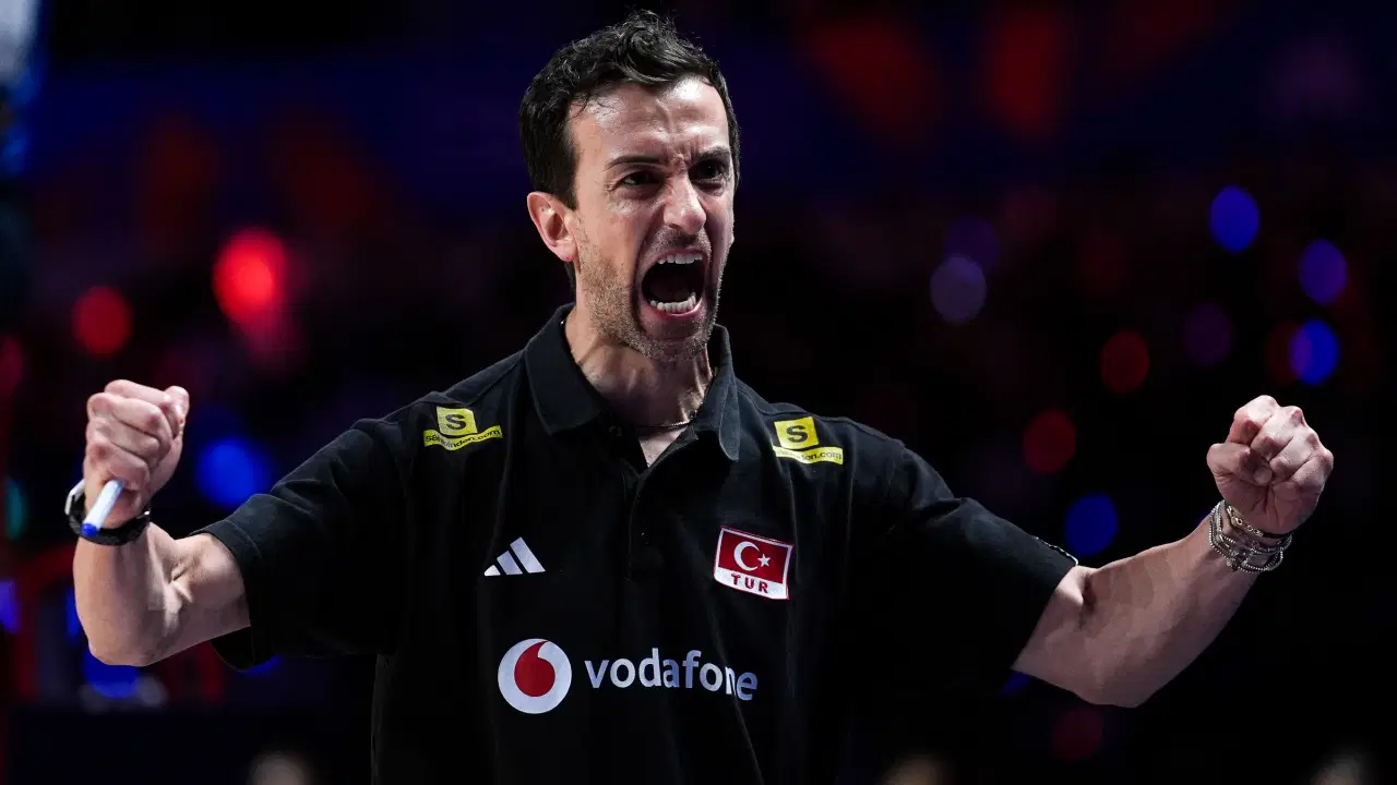 Daniele Santarelli'den eleştirilere sert yanıt: 'Bazen doğru bazen yanlış karar veriyorum ama...'