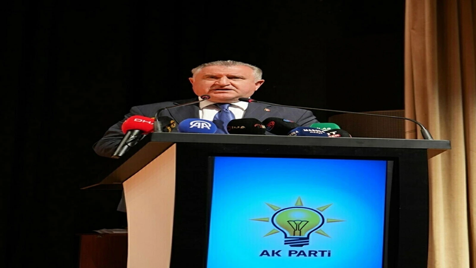Bakan Bak: Savunma sanayisindeki oranımızı yüzde 85'lere ulaştırdık