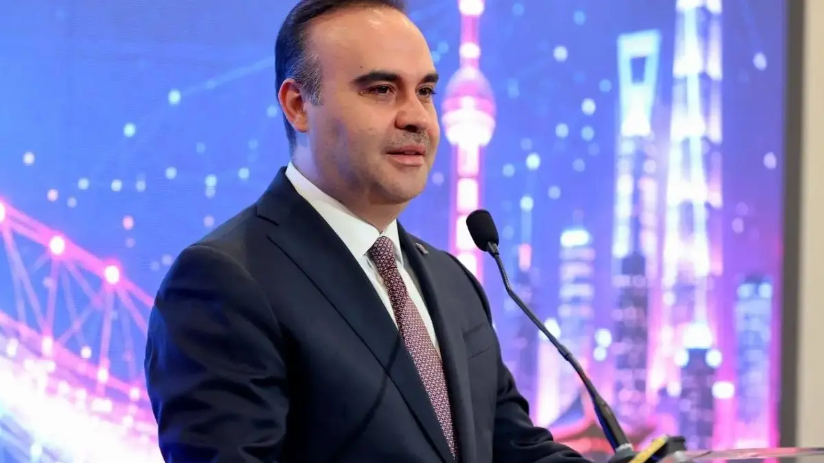 Bakan Fatih Kacır'dan öğrencilere: "TÜBİTAK yaz etkinliklerine davet ediyoruz"