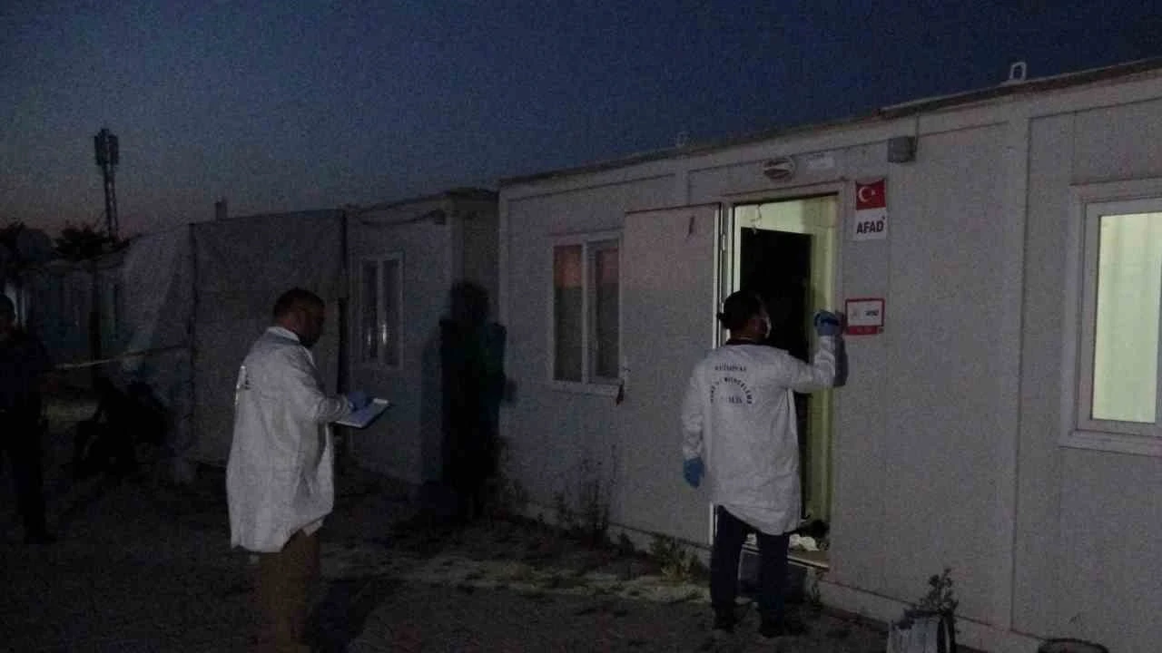 67 yaşındaki adam konteynerde ölü bulundu