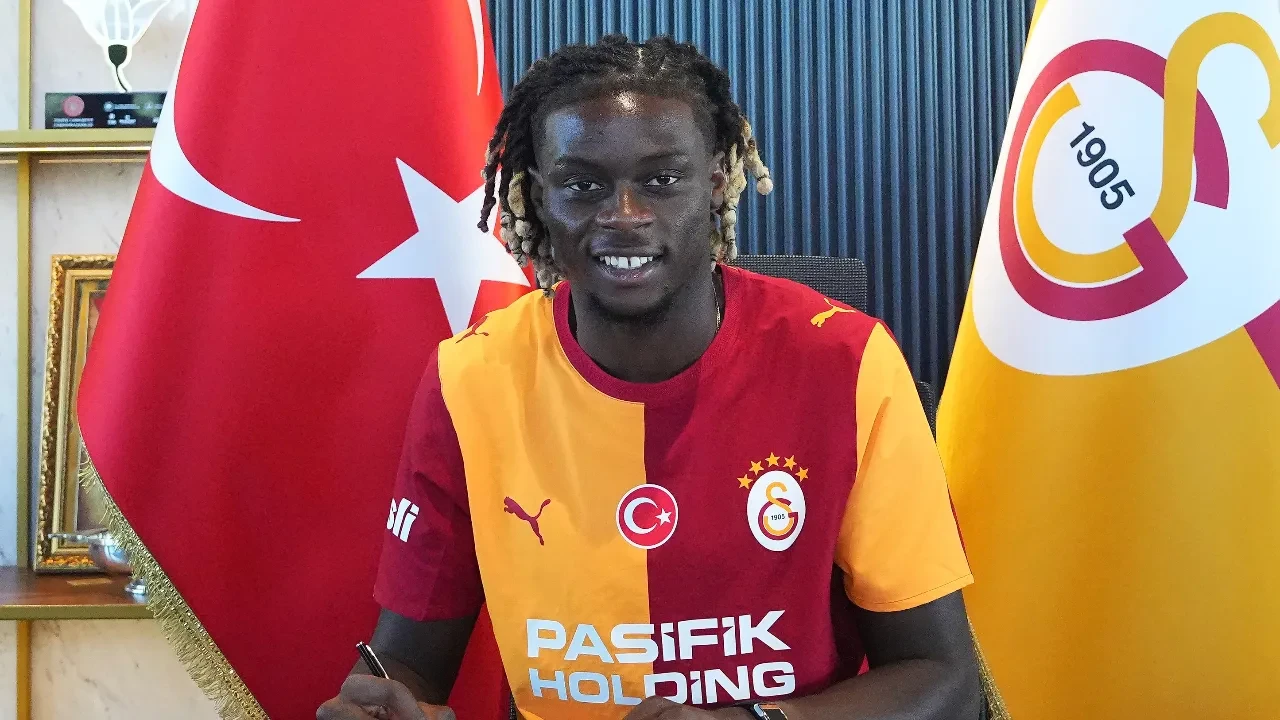 Galatasaray'ın yeni transferi Ugochukwu'dan açıklama! "Galatasaray'a gelmek bir hayaldi"