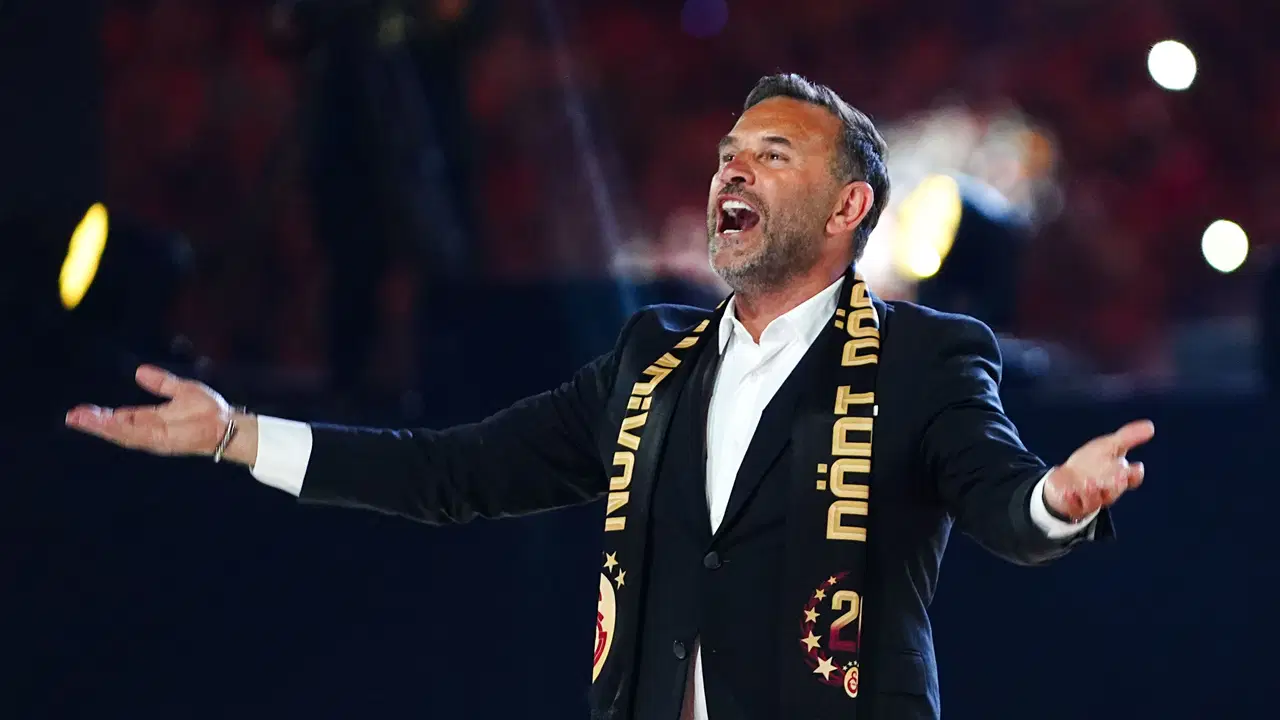 Galatasaray'dan transfer açıklaması: 'Çok büyük beklentiye girmemek gerekiyor ama...'