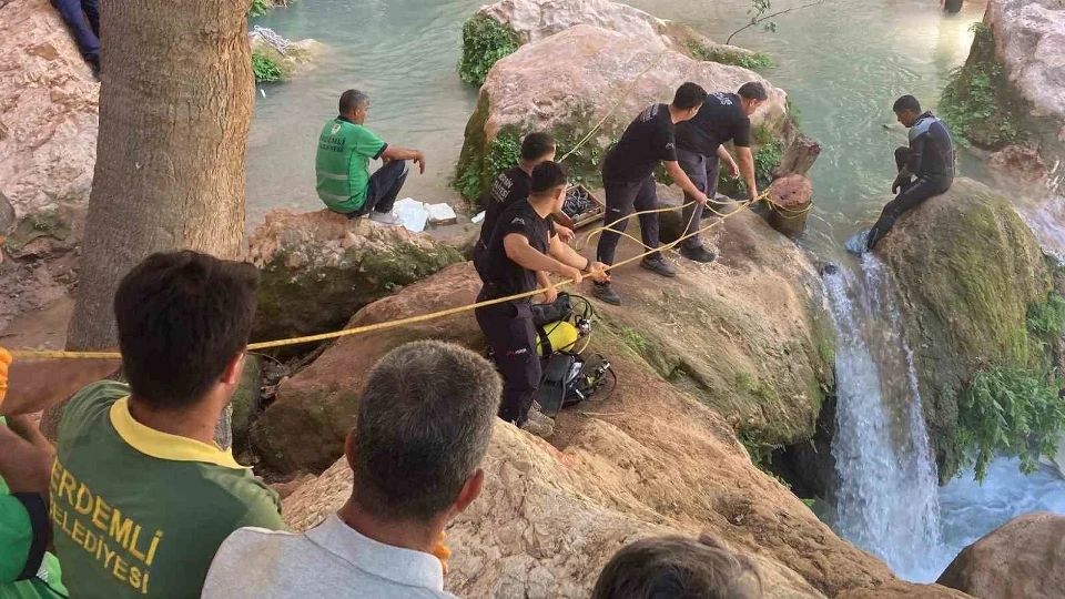 Kayacı Vadisi'nde 15 yaşındaki Enes'in cansız bedenine ulaşıldı