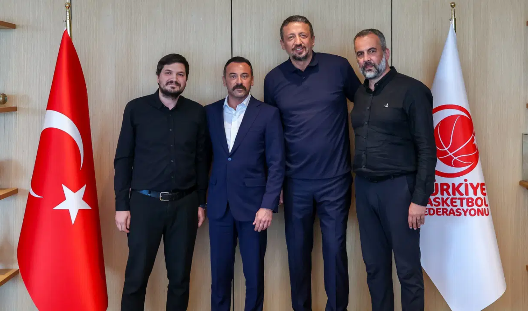Galatasaray kulübünden Hidayet Türkoğlu’na ziyaret