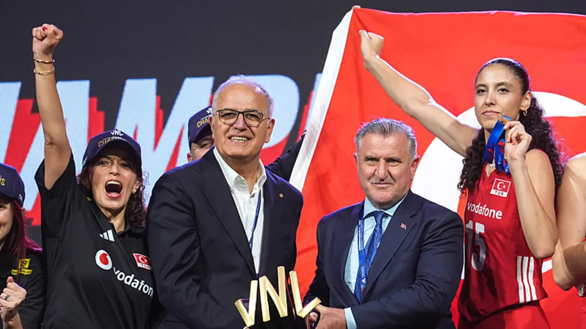 Mehmet Akif Üstündağ: İlk arayan Sayın Cumhurbaşkanımız oldu!
