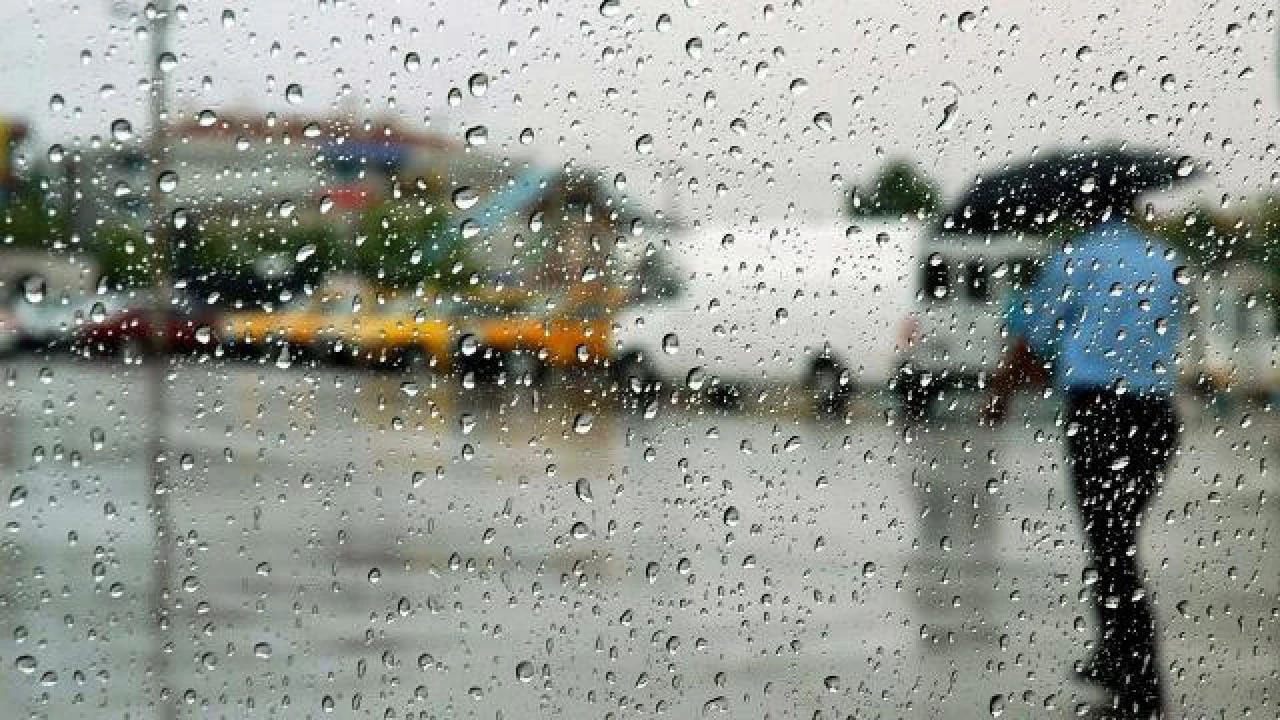 Meteoroloji'den 5 il için sarı kodlu sağanak yağış uyarısı! İşte il il hava durumu tahminleri...