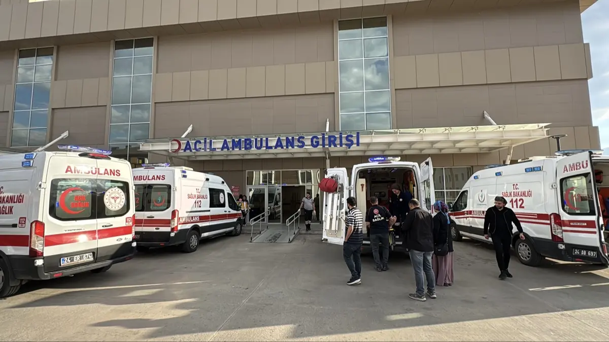Yollar kana bulandı! İki ilde peş peşe kazalar: 2 ölü, 19 yaralı