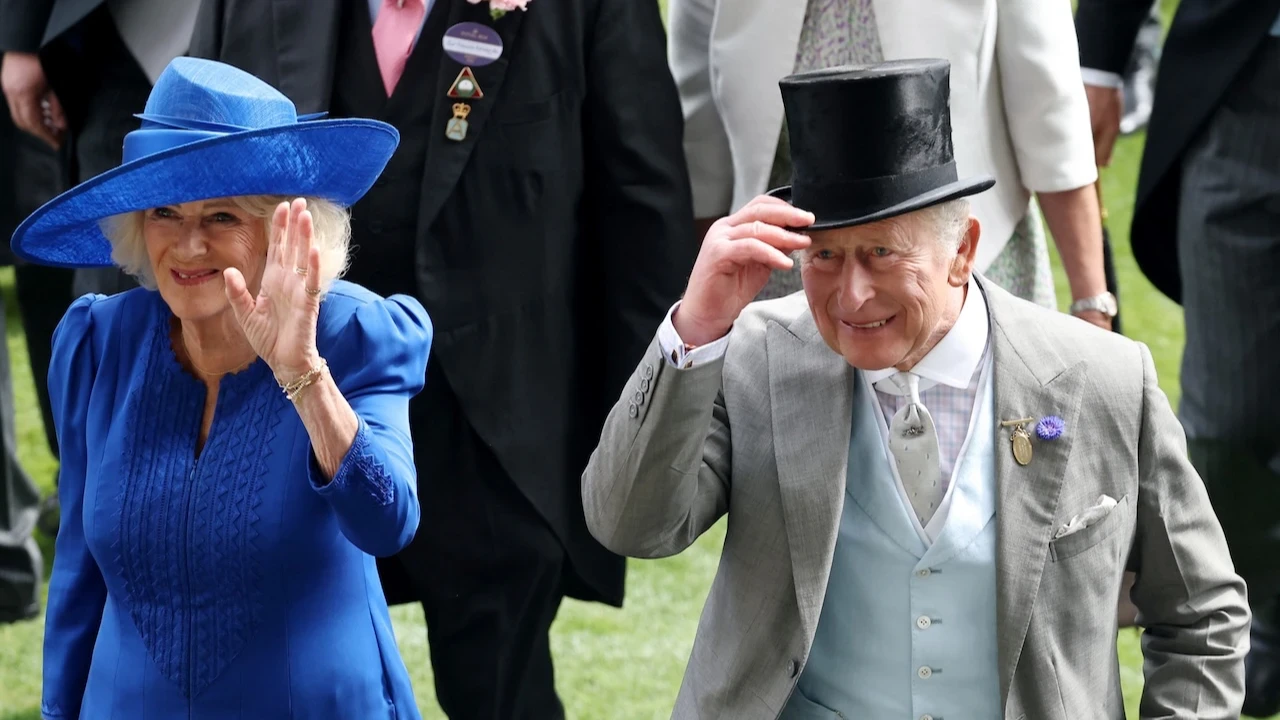 Charles ve Camilla, saraydan taşınıyor