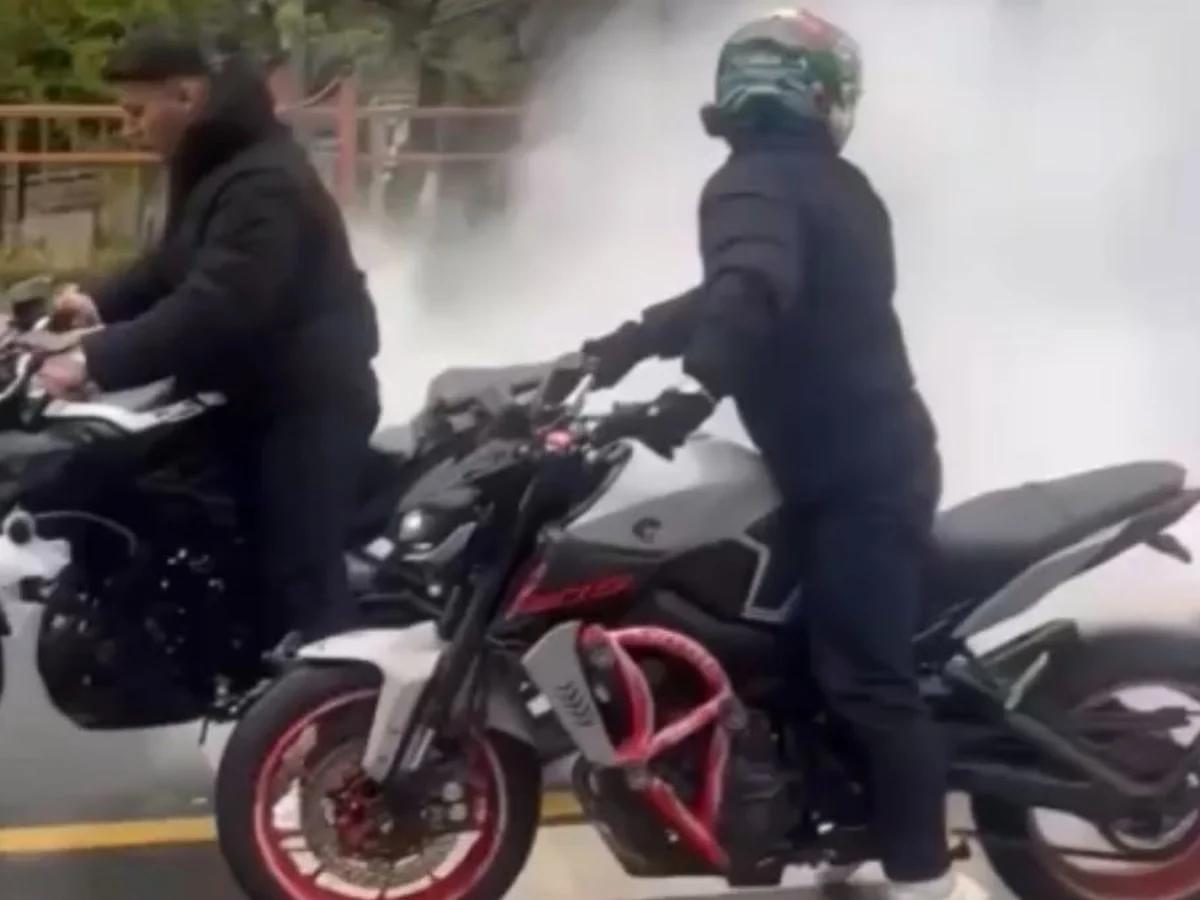 İstanbul'da düğün konvoyunda motosikletle trafiği kapatıp patinaj çekti: Cezadan kaçamadı