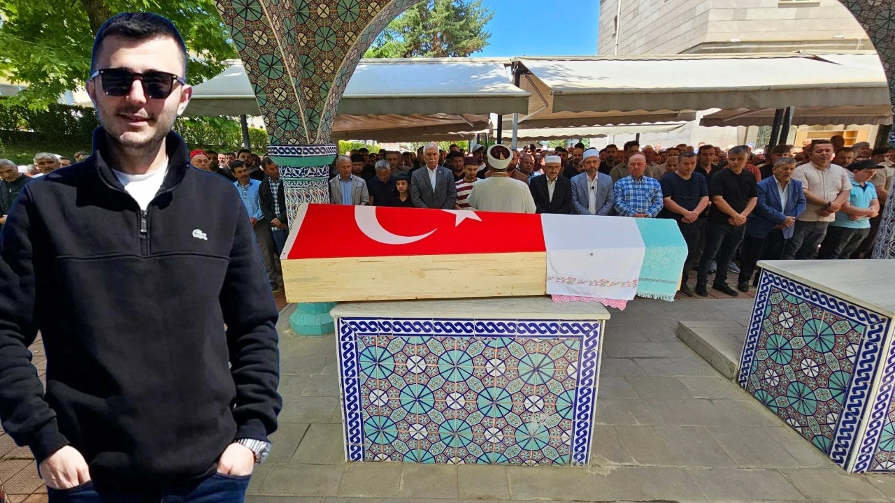 Düştüğü Kelkit Çayı'nda 7 gün sonra cesedi bulunan Oğuz toprağa verildi