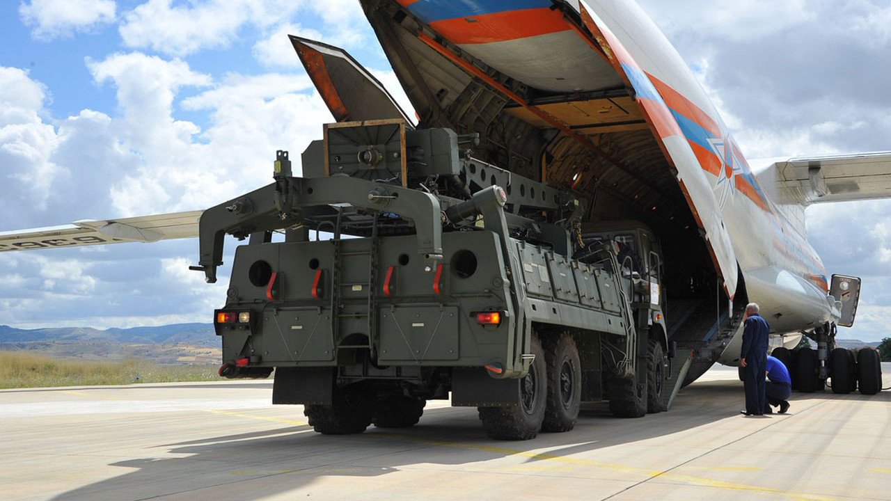 Kremlin: Türkiye'nin S-400'leri üçüncü bir ülkeye satışını görüşüyoruz