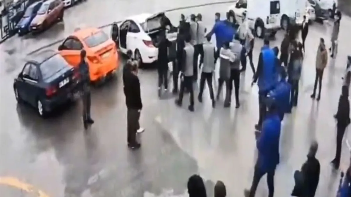 TÜVTÜRK istasyonundaki dehşette sanıklar hakim karşısında! Mahkeme başkanından Siz kabadayı mısınız? tepkisi