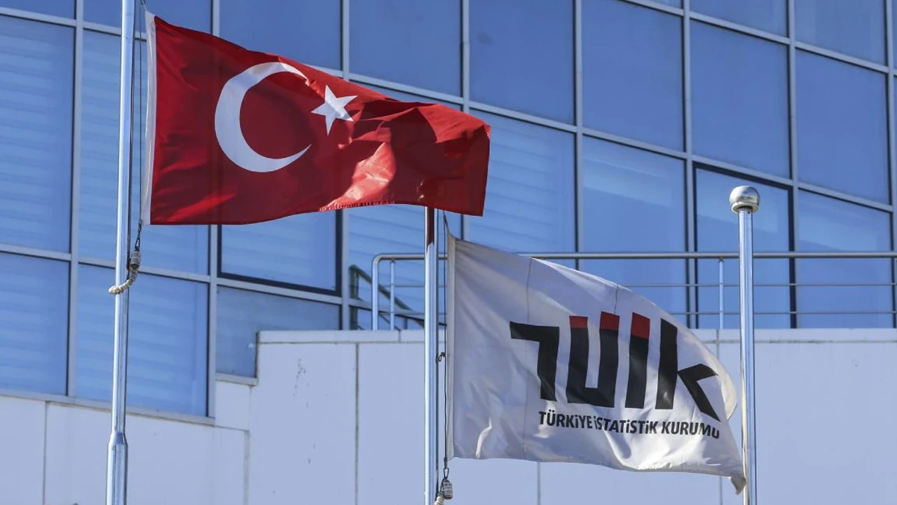 TÜİK, Nisan ayı Hizmet Üretim Endeksi arttı