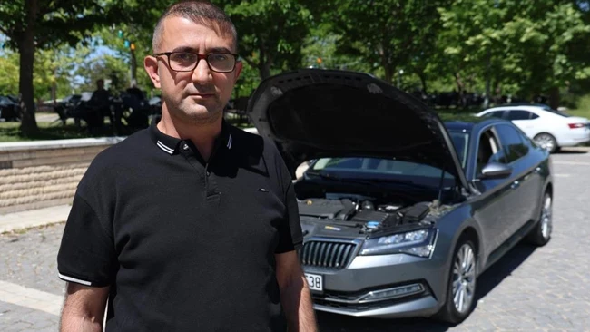 İkinci el araçta akılalmaz oyun: Oto eksper bile fark etmedi, kaputtaki detaydan şüphelendi! 'Dünyam başıma yıkıldı'