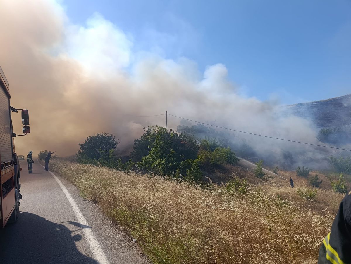 İnegöl'de Güneş Panellerinin Bulunduğu Alanda Yangın