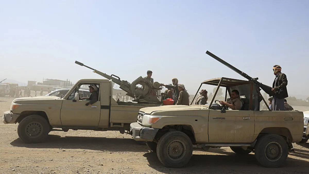 Yemen hükümetinden Husilere rest: Muharebeye hazırız