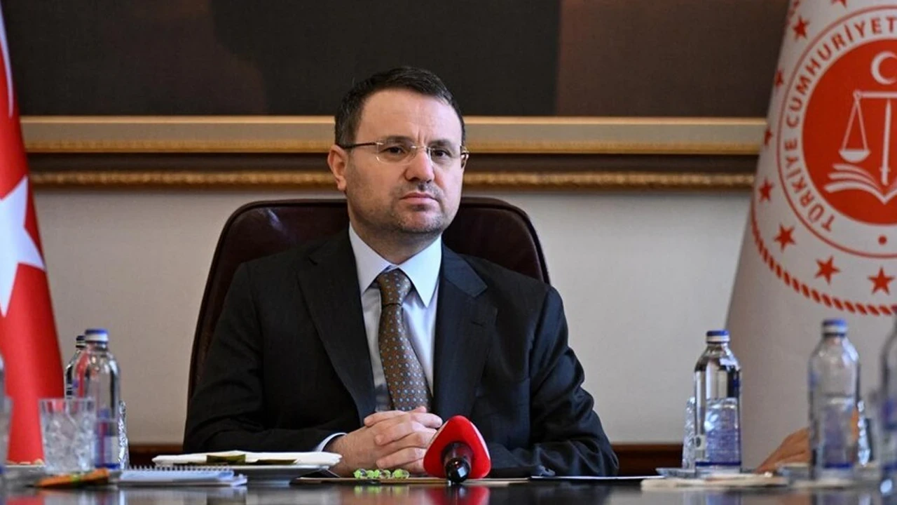 Adalet Bakanı Akın Gürlek: FETÖ firarileri hukuk önünde hesap verecek