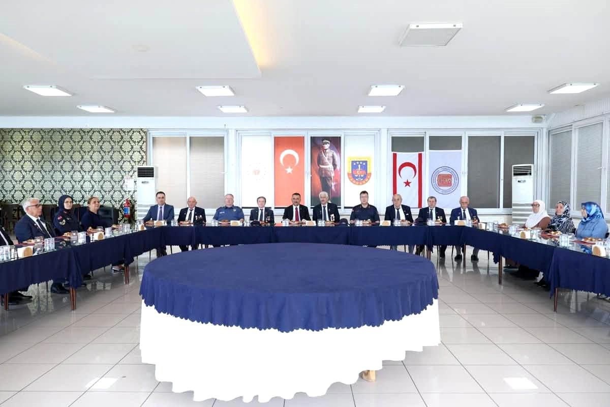 Vali'den Kıbrıs gazileriyle anlamlı buluşma