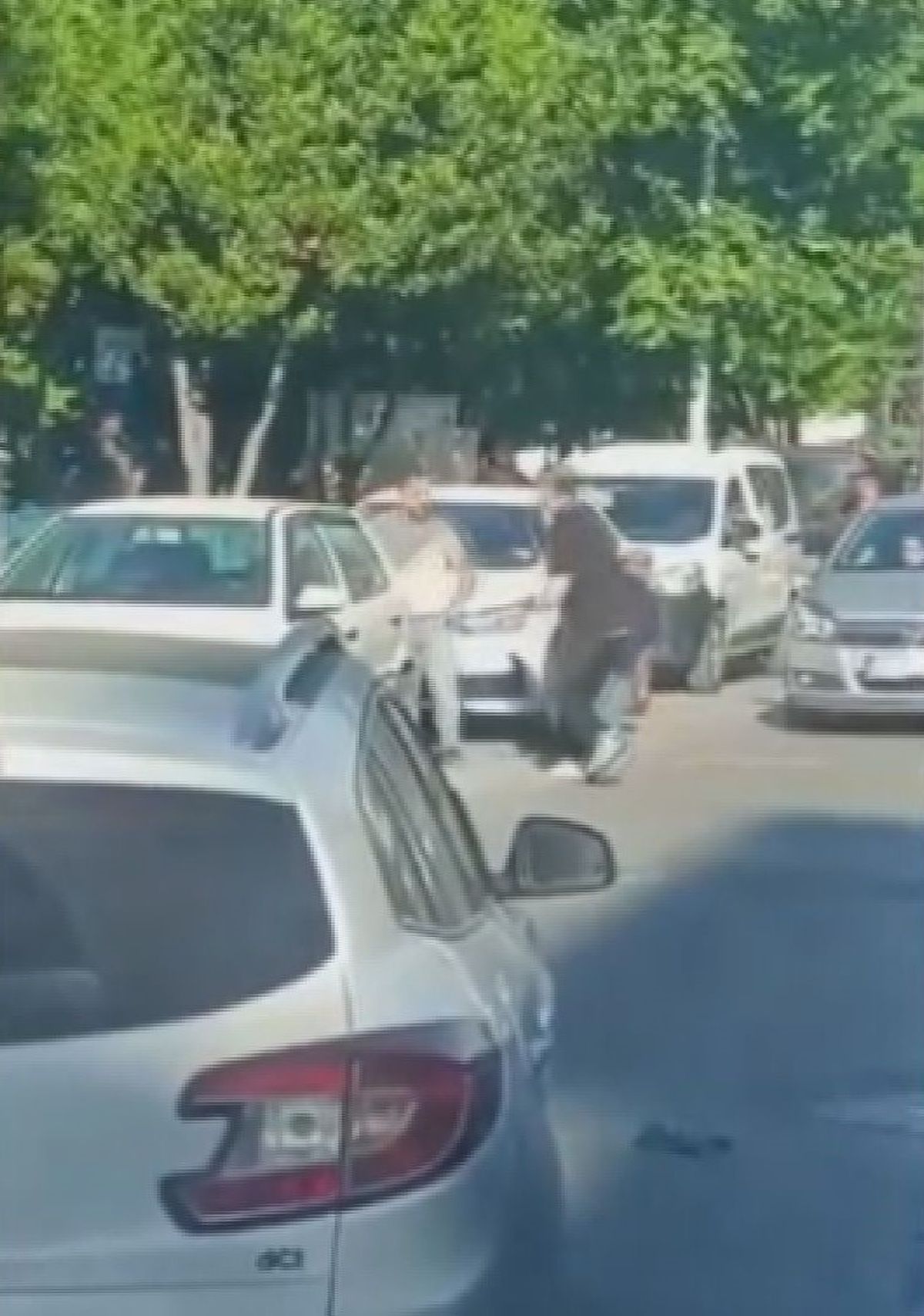 Sultangazi'de trafik kazası sonrası bıçaklı kavga: 1 ölü, 2 yaralı