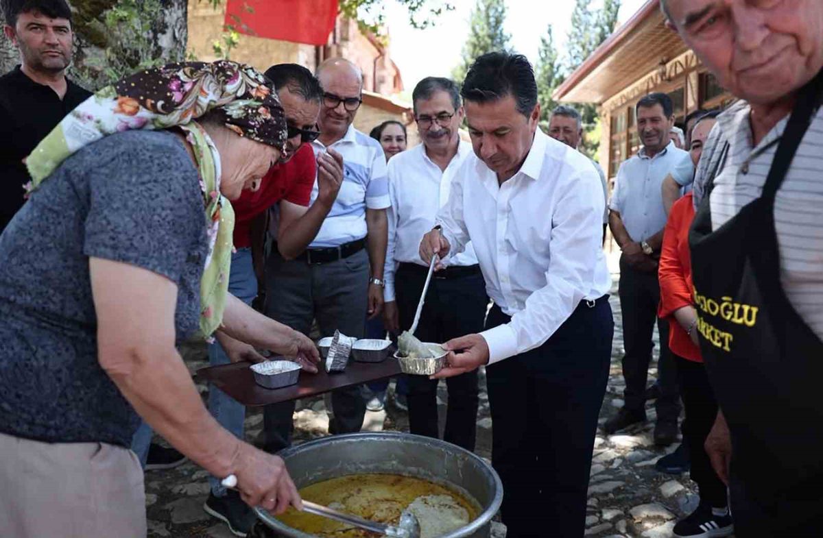 Rodos Seferi'nin 504. yılında Stratonikeia'da keşkek ikramı