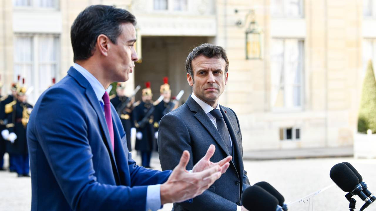 Avrupa'daki sığınmacıların gönderilmesine 19 ülke 'evet' dedi: Sanchez ve Macron AB'nin planına karşı çıktı