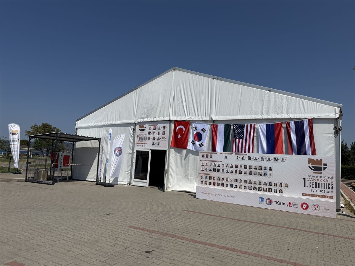 Çanakkale'de "1. Uluslararası Seramik Sempozyumu" başladı