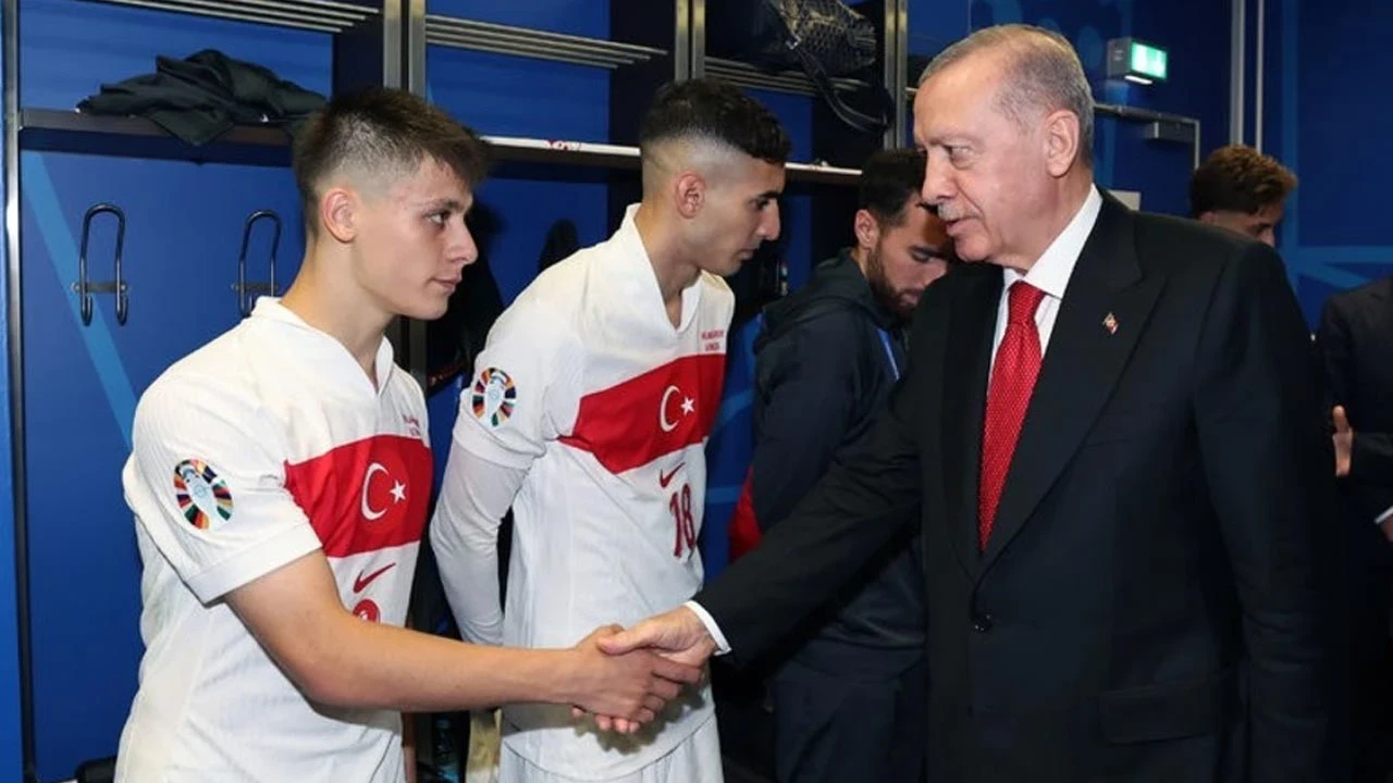 Cumhurbaşkanı Erdoğan’dan A Milli Takım’a Moral Telefonu: 'Başınız Öne Eğilmesin'
