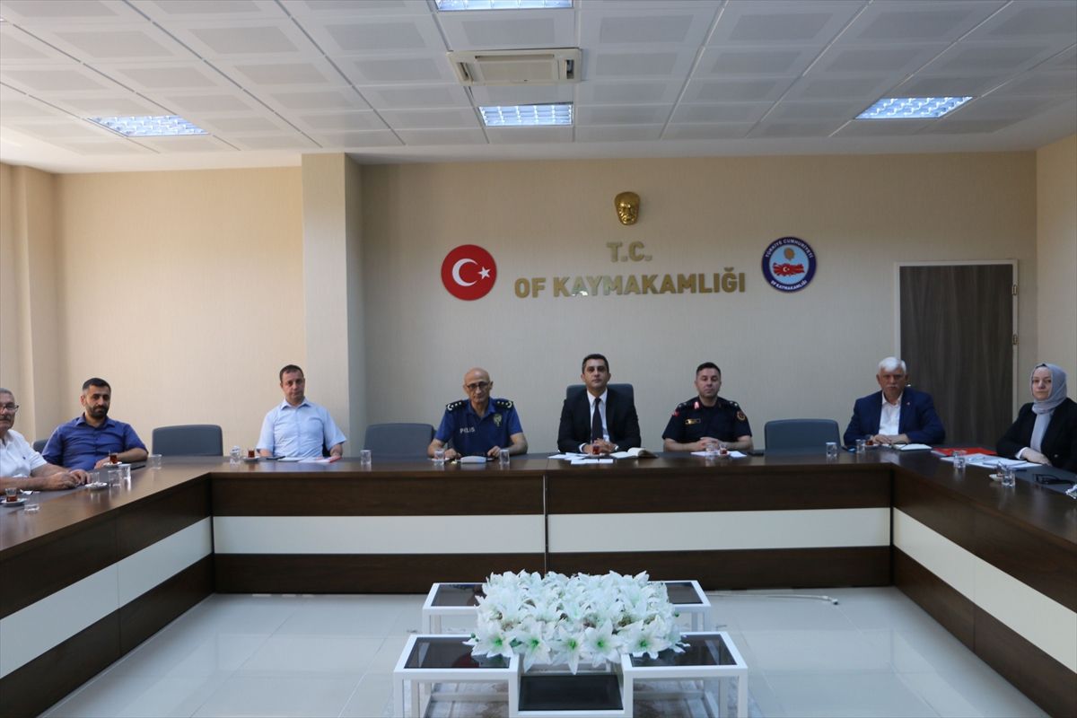 Of'ta "Kadına Yönelik Şiddet ve Çocuk Koruma" konulu toplantı yapıldı