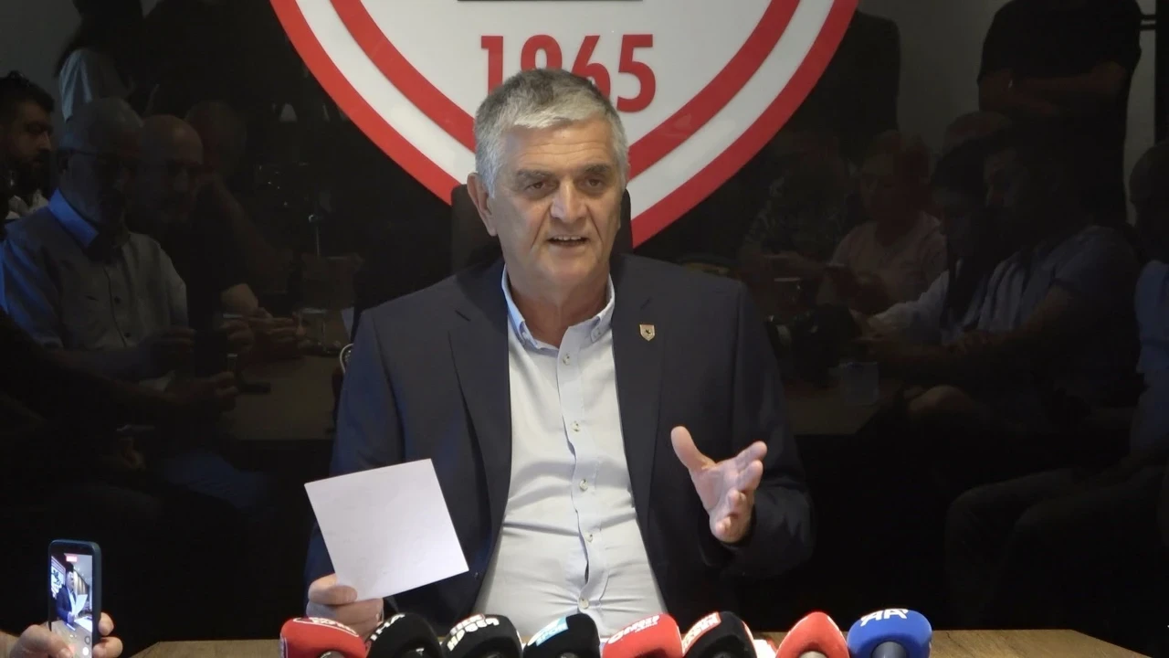 Trabzonspor'un Van Drongelen teklifini açıkladı: 'Holse ve Cherif gitmek istiyor'