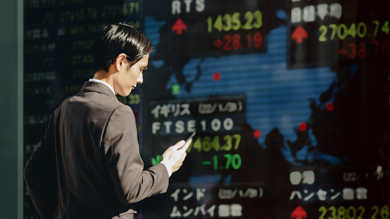 Asya borsalarında rekor dalga: Nikkei 71 bini aştı, KOSPI zirve yaptı