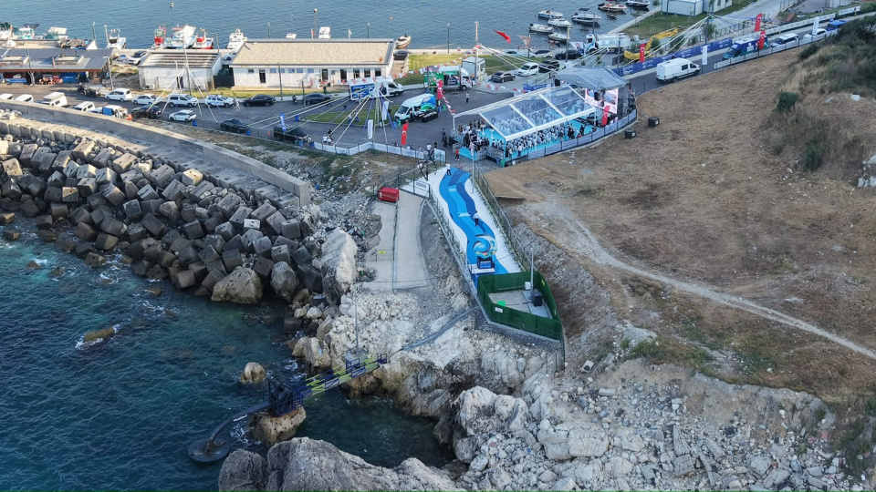 Arnavutköy Belediyesi, Karadeniz'in dalgalarını enerjiye dönüştüren projeyi tanıttı