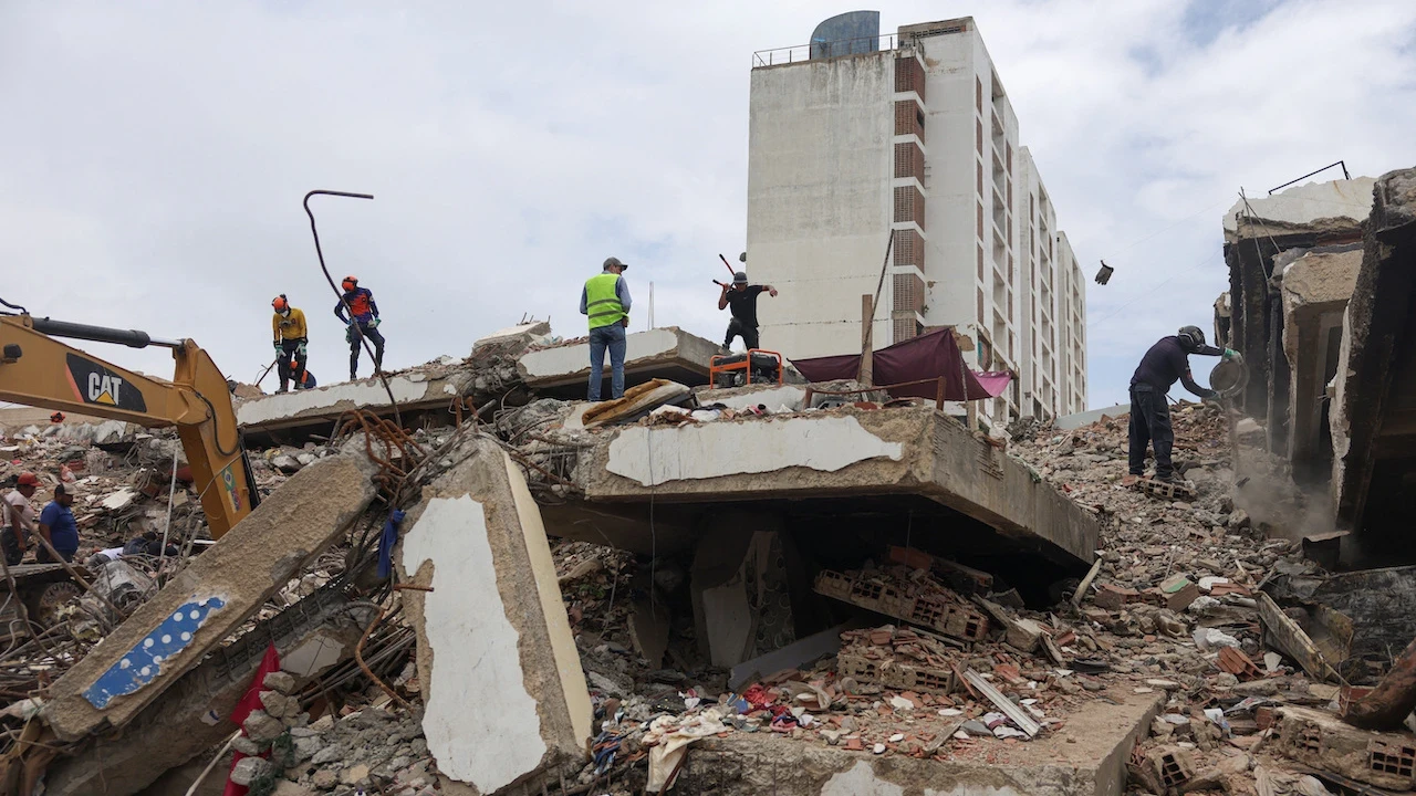 Deprem felaketinde ölü sayısı 5 bini geçti