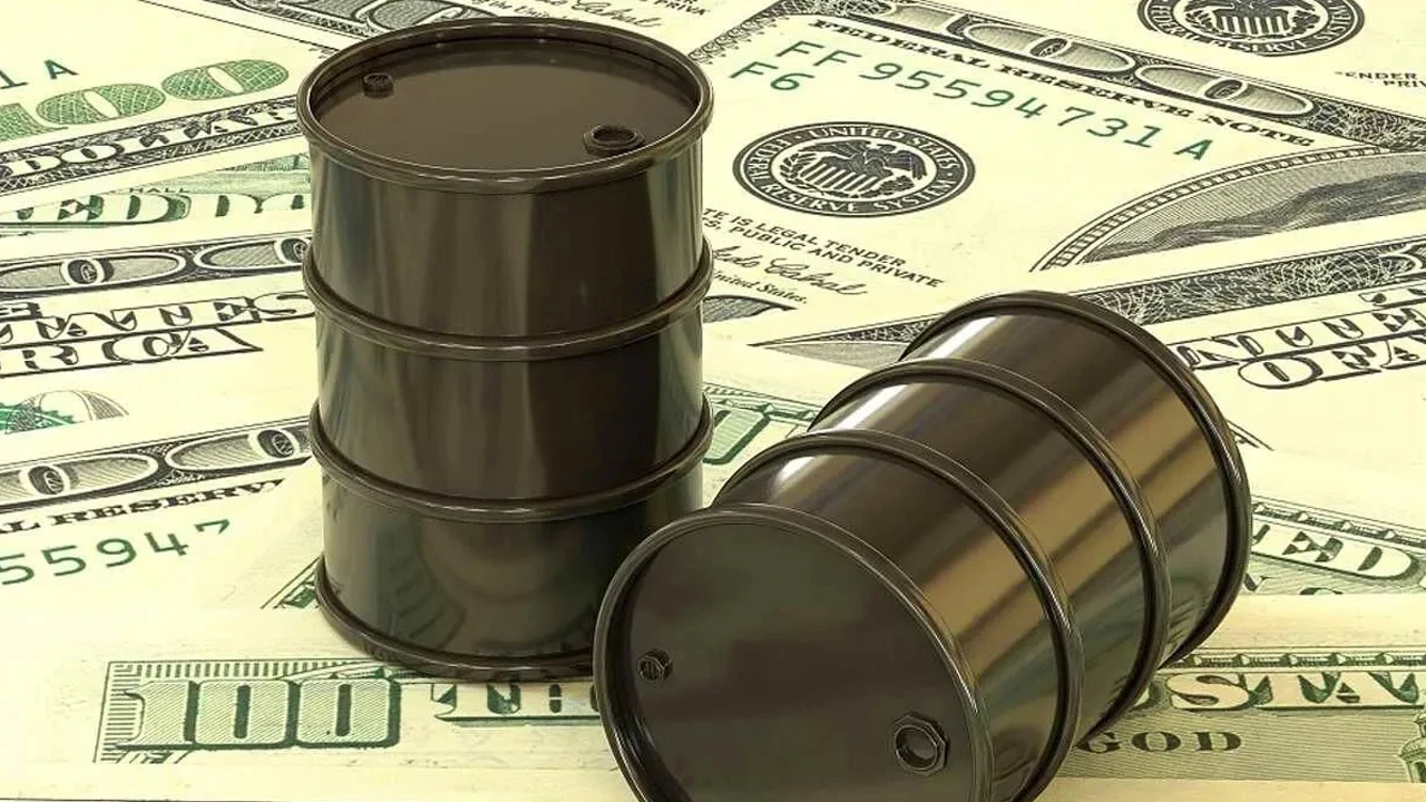 Brent petrolün varil fiyatı geriledi