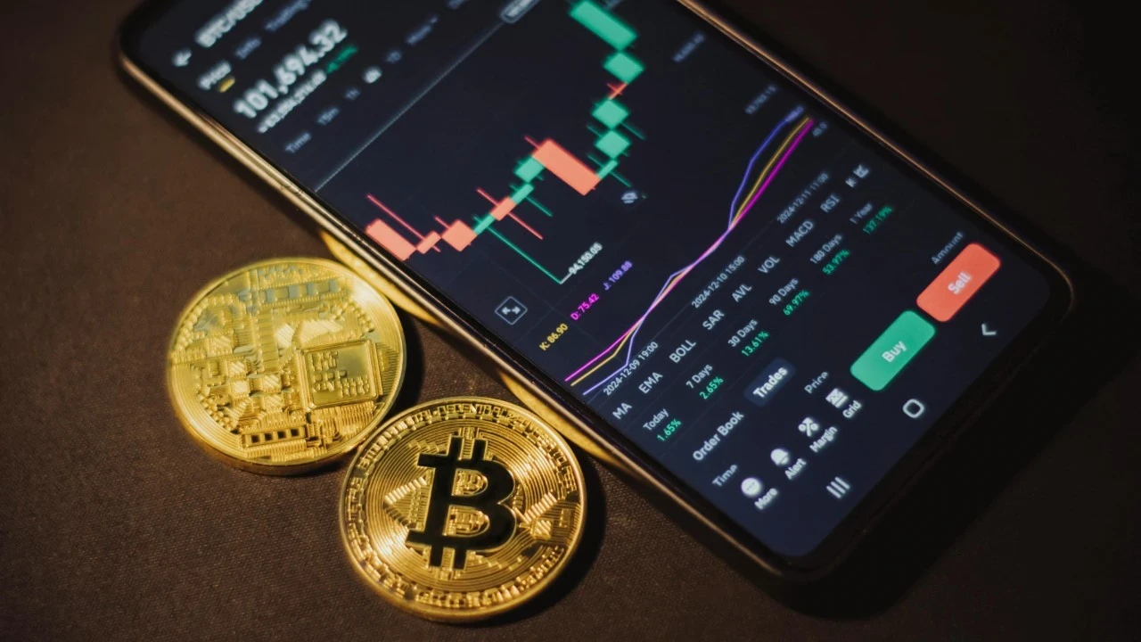 Kripto piyasasında sert düşüş: İlk yarıda 1 trilyon dolarlık kayıp gerçekleşti