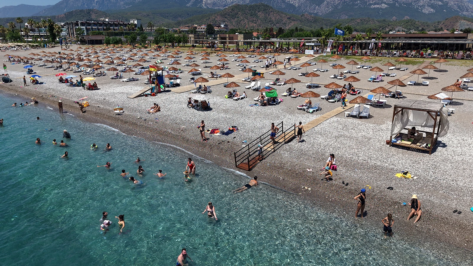 Ücretsiz halk plajı sayısı 23'e yükseliyor