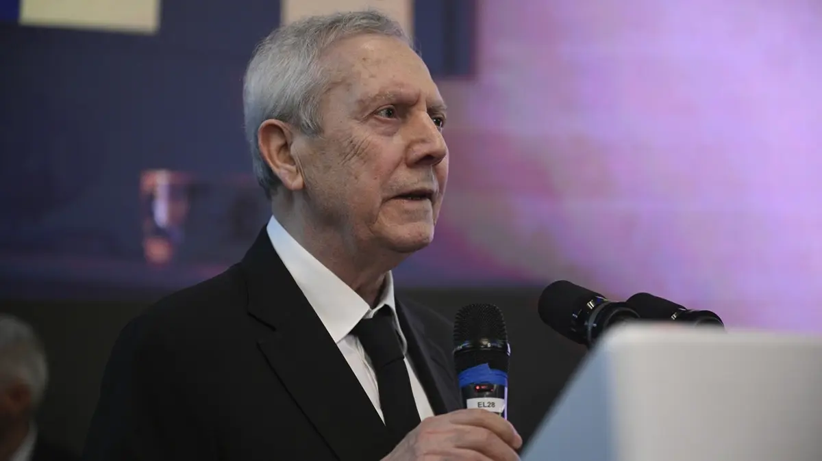 Aziz Yıldırım'dan çarpıcı sözler! "Fenerbahçe'nin büyüklüğünü dosta düşmana yeniden hatırlatacağız"