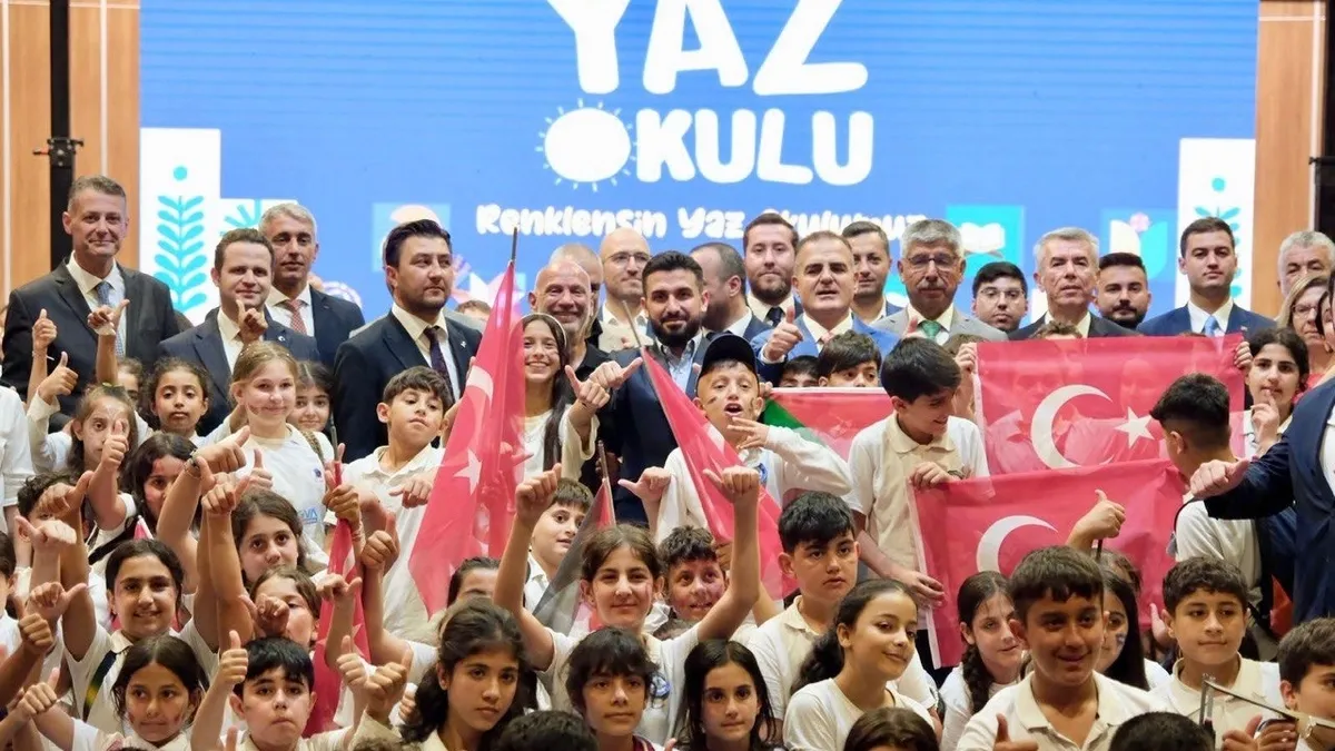 Bodrum’da TÜGVA Yaz Okulu coşkusu: 3 bin genç buluştu