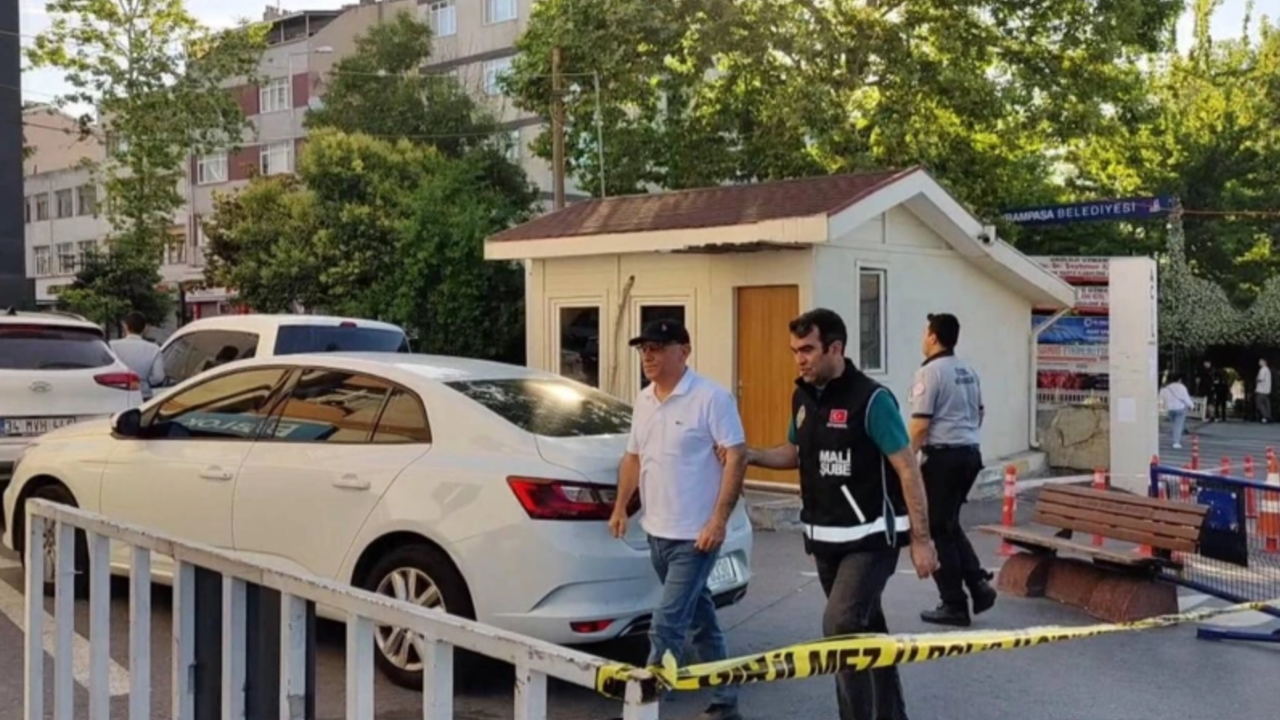 Beylikdüzü Belediyesi'ne operasyon: 27 kişi gözaltına alındı