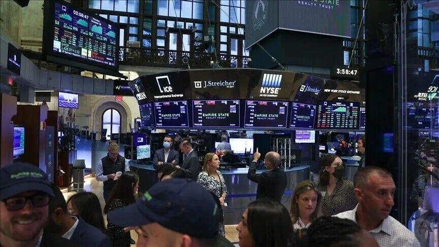 Küresel piyasalarda istihdam verisi iyimserlikleri artırırken, teknoloji sektöründeki satışlar risk iştahını baskılıyor