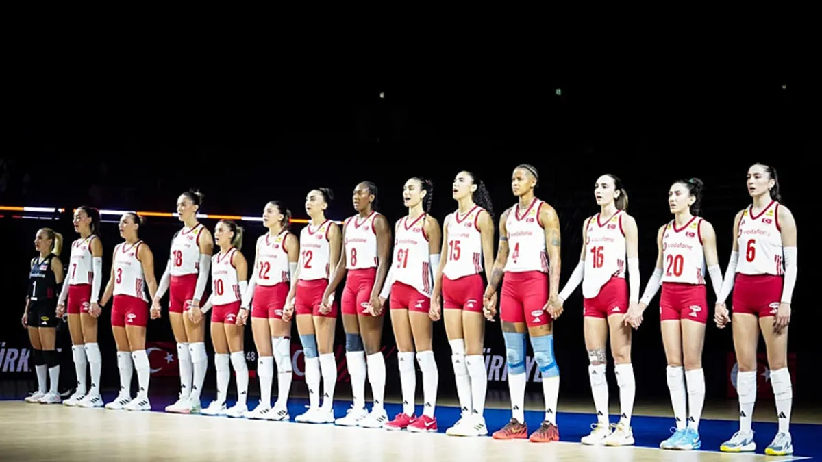 FIVB Voleybol Milletler Ligi puan durumu güncellendi! İşte Filenin Sultanları’nın yeni yeri...