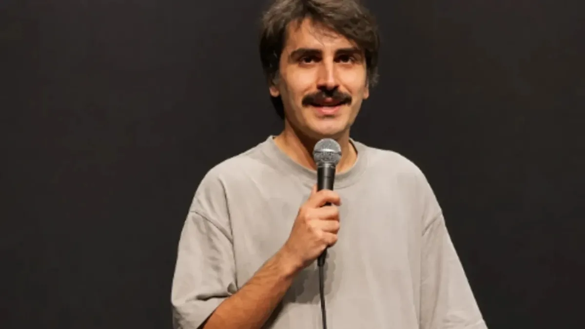 Ne zamandan beri dini değerlerimizle ’alay etmek’ sanat oldu?