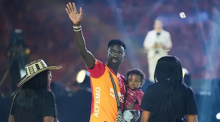 Galatasaray'da Davinson Sanchez'e Suudi Arabistan'dan talip!
