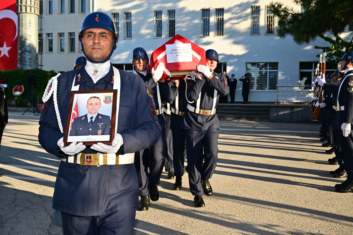 Eskişehir'de uzman çavuş, olaya müdahale sırasında şehit oldu