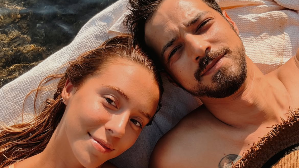 Mert Yazıcıoğlu ve sevgilisi Zeynep Artukmaç, İspanya'da