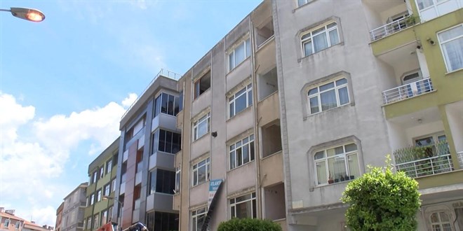 Güngören'de doğal gaz borusu sökülürken meydana gelen patlamada 3 kişi yaralandı