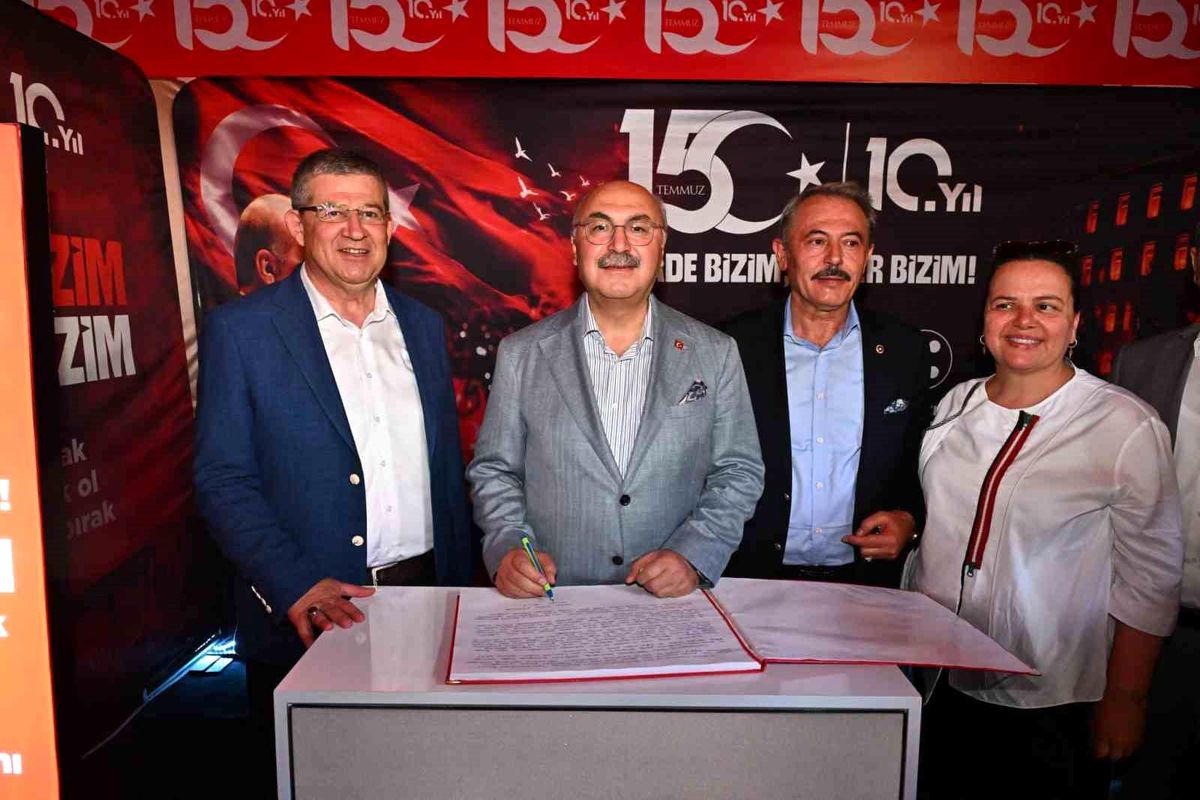 Denizli'de 15 Temmuz Anma Çadırı Açıldı