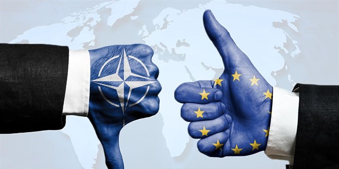 NATO: ABD, Avrupa'daki katkılarını azaltma kararını hemen uygulayacak
