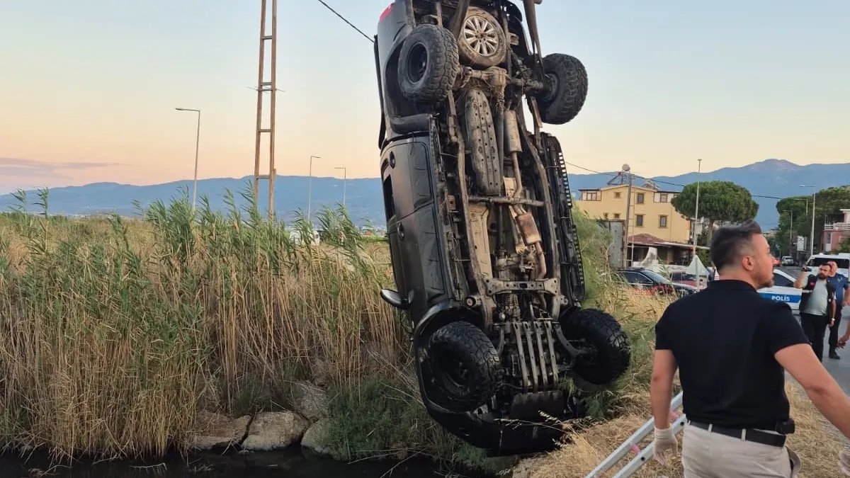 Balıkesir'de feci kaza: Doğum günü kutlaması faciayla sonlandı! 2 ölü