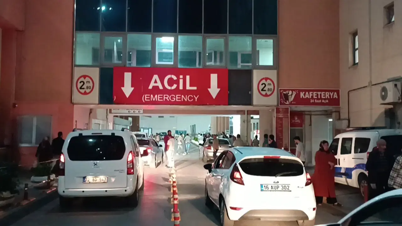 Yer: Batman... Evinin önünde beklerken, kavgada ateşlenen silahla başından vuruldu: 2 gözaltı